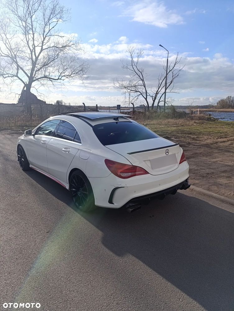 Mercedes-Benz CLA 250 Sport 7G-DCT - 11