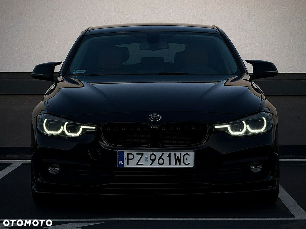 BMW Seria 3 320d Efficient Dynamics - 11