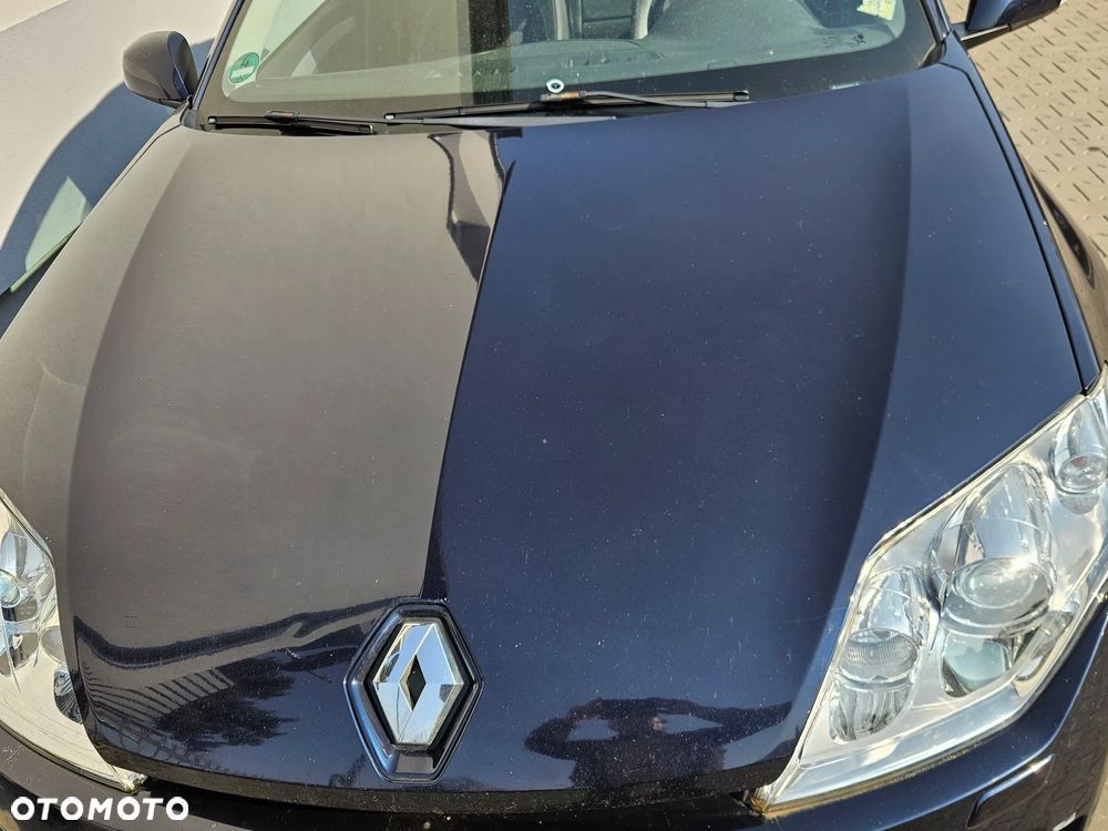 Renault Laguna III 3 maska  NV472 - 1