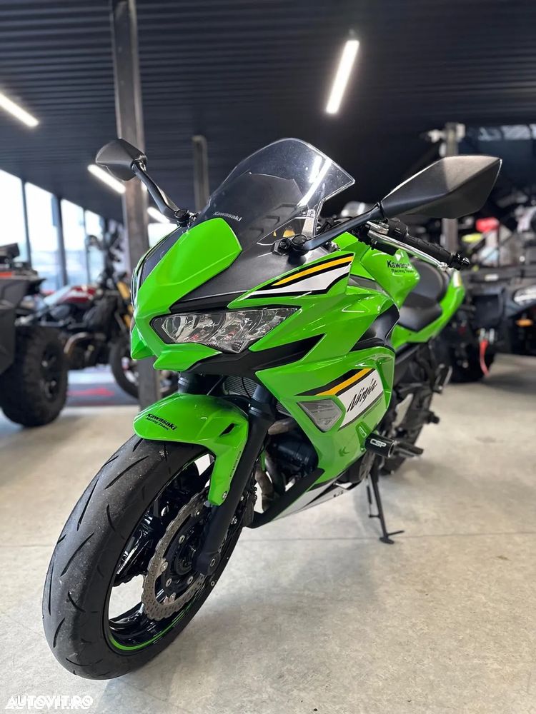 Kawasaki Ninja 650 - 1