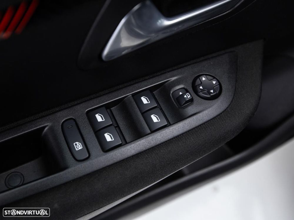 Peugeot e-208 50 kWh Active Pack - 13