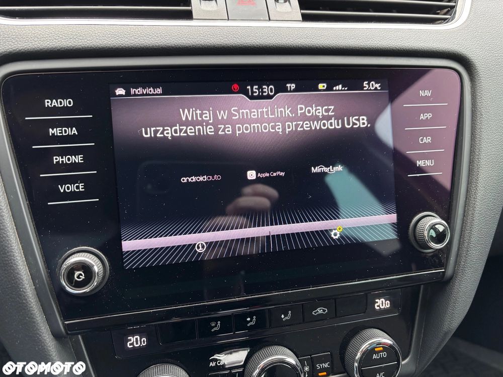 Skoda Octavia 2.0 TSI Ambition DSG - 23