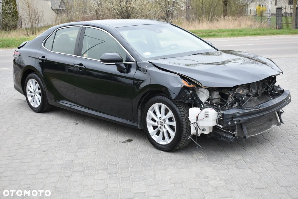 Toyota Camry 2.5 Hybrid Comfort CVT - 3
