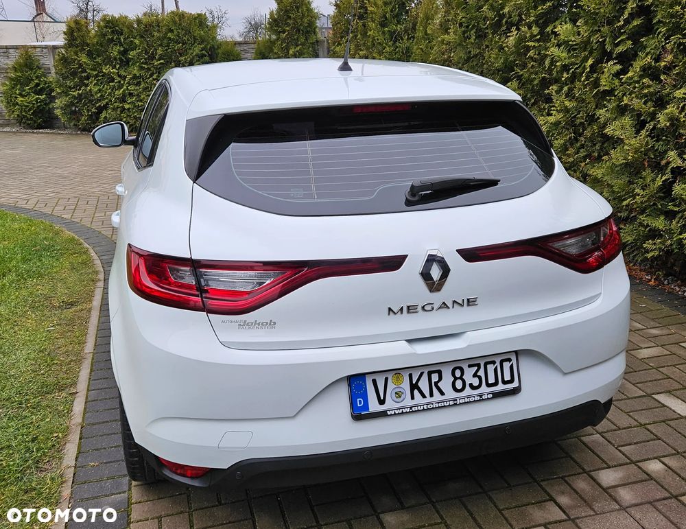 Renault Megane ENERGY TCe 100 LIFE - 12