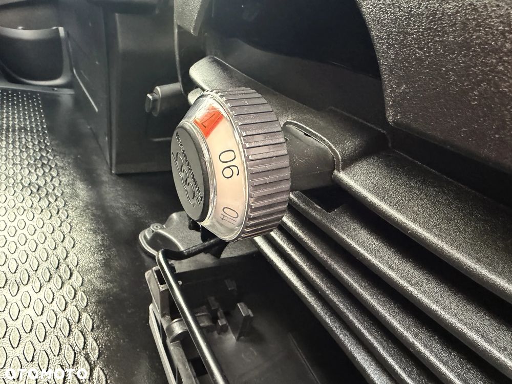 Iveco Daily 3,0 Izoterma 10 EP Winda - 19