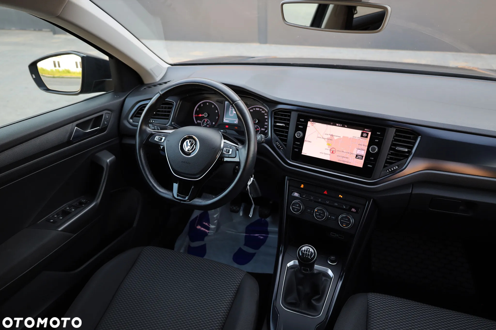 Volkswagen T-Roc 1.5 TSI ACT Advance - 29