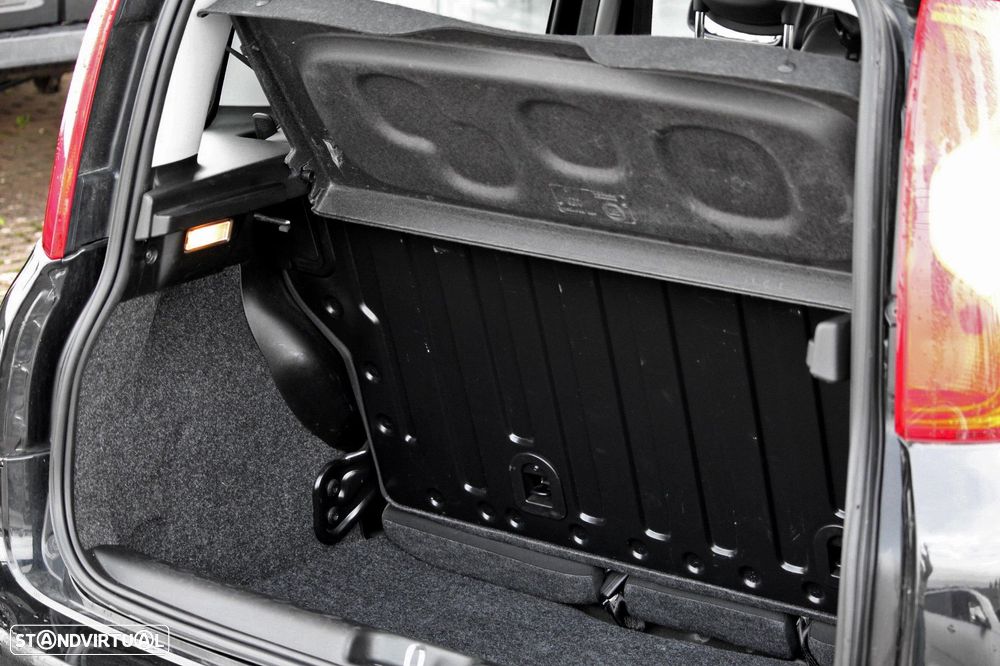 Fiat Panda 1.0 Hybrid City Cross - 9