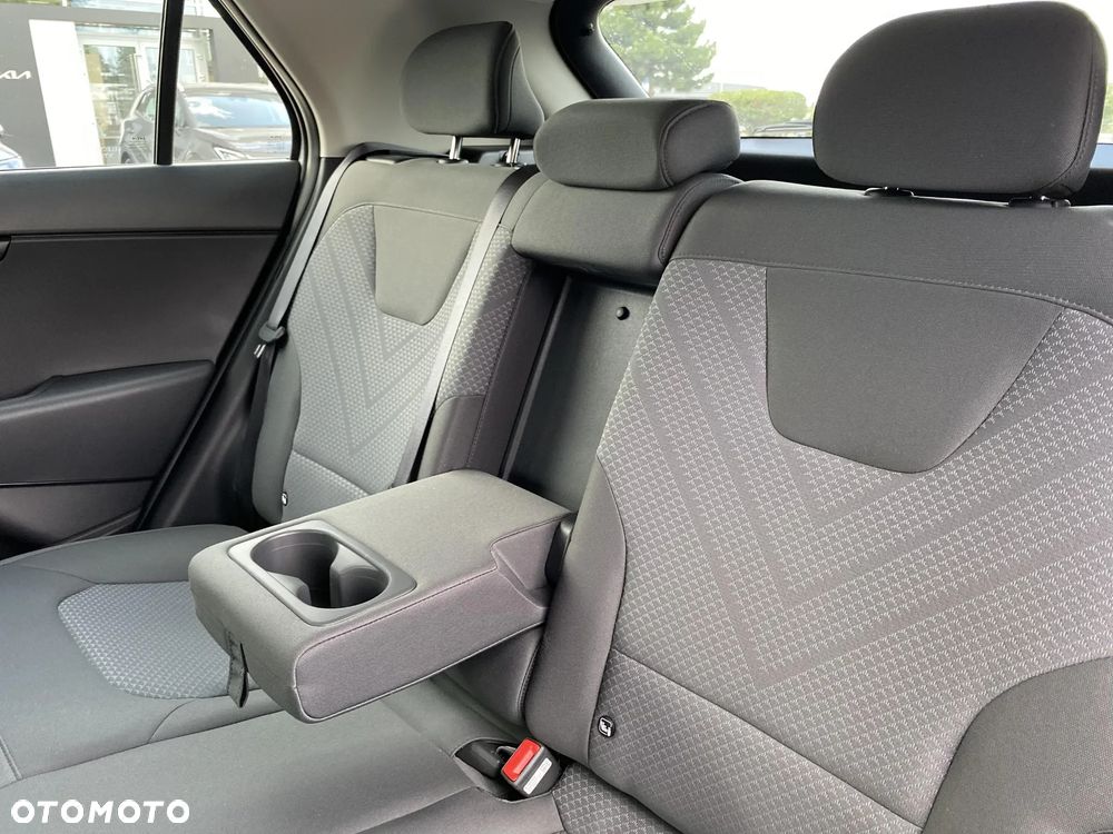 Kia Niro 1.6 GDI Hybrid M - 14