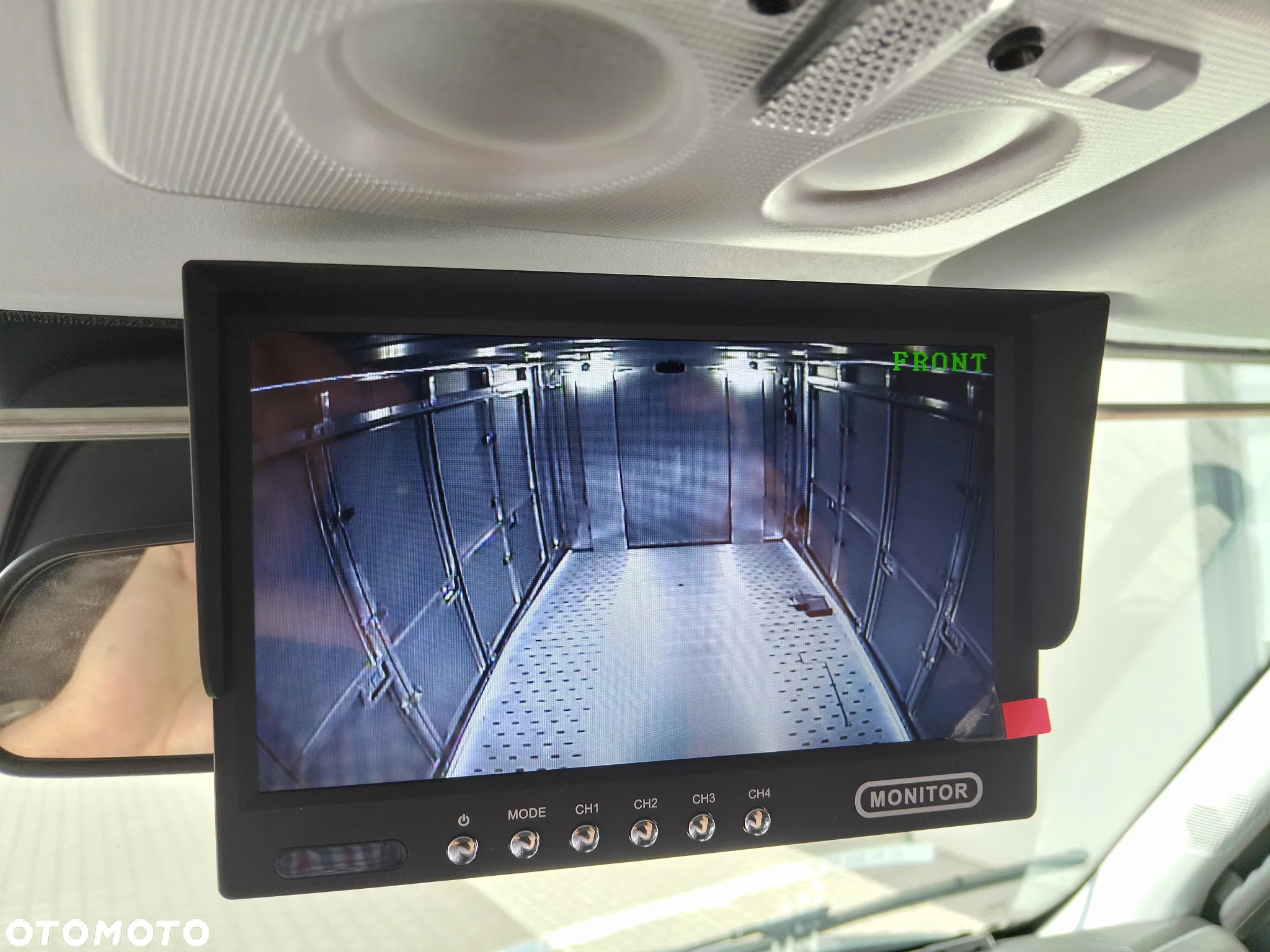 Iveco 70C21A8P DiGiCROSS - 11