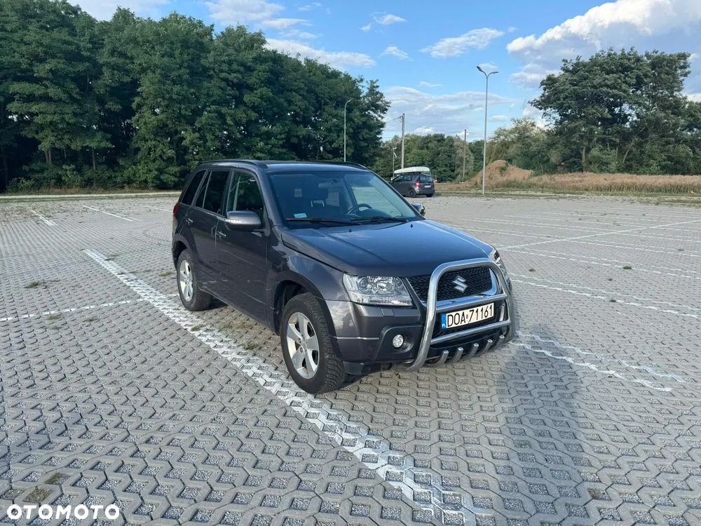 Suzuki Grand Vitara 2.4 De Luxe - 2