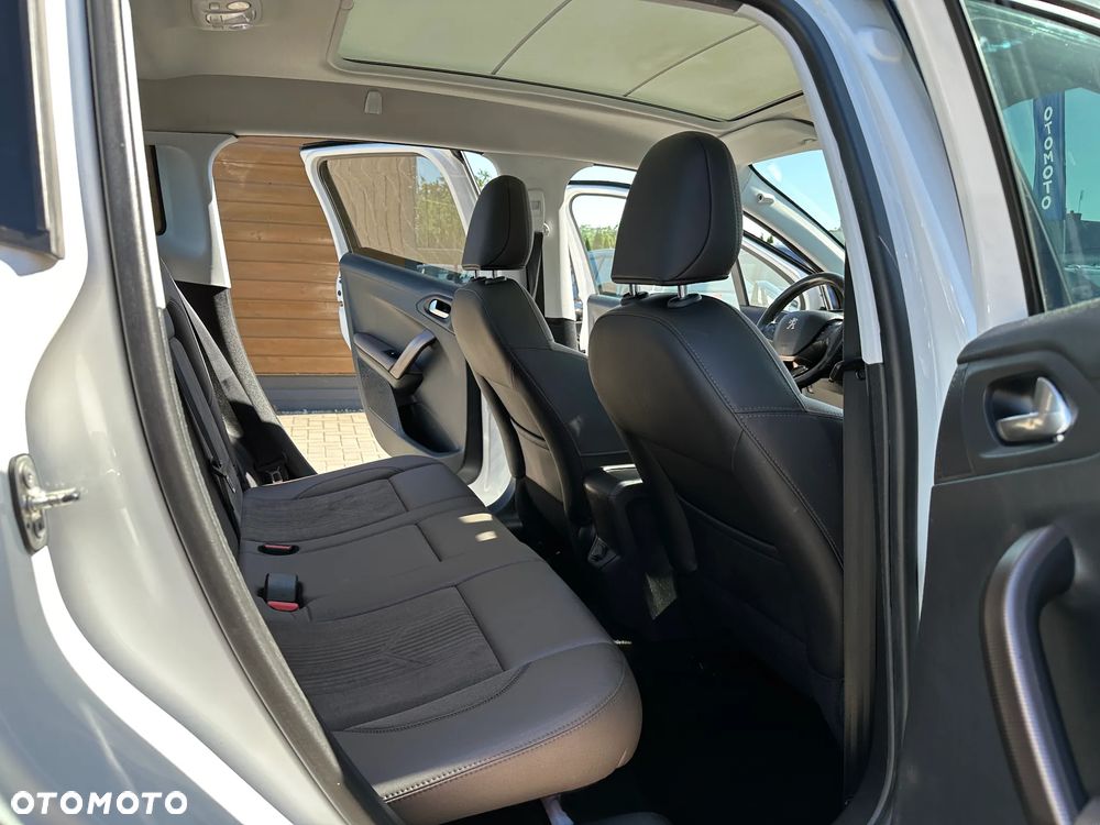 Peugeot 2008 - 26
