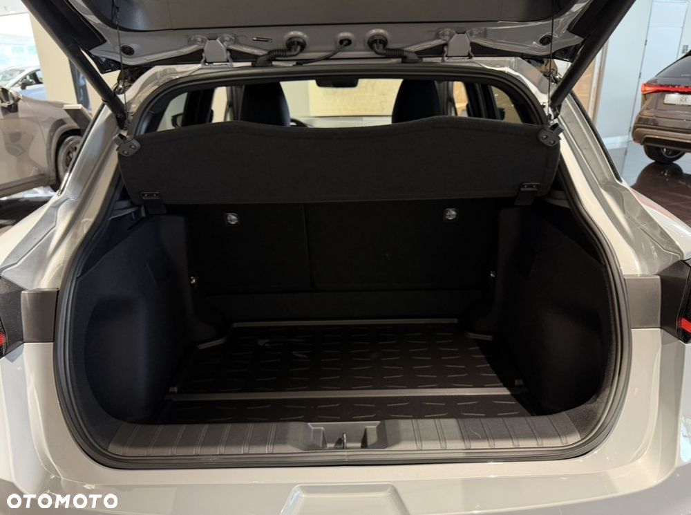 Lexus LBX 1.5 Hybrid Cool - 8