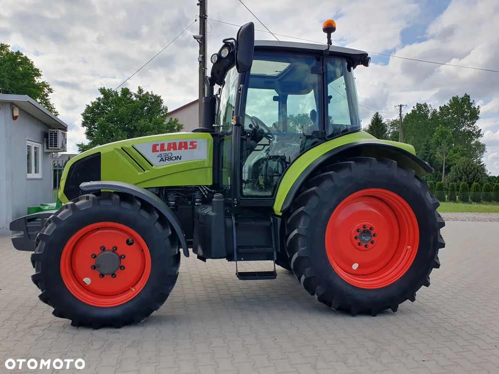 Claas Arion 430 - 8
