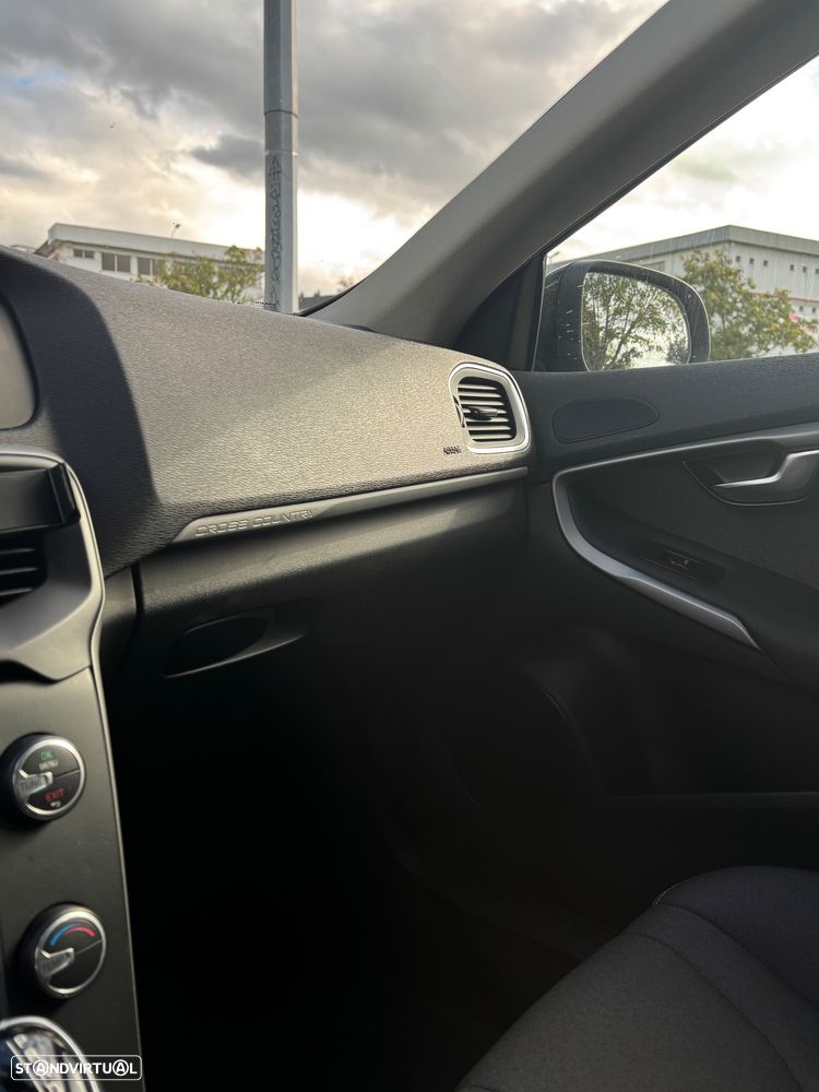 Volvo V40 2.0 D3 Kinetic Geartronic - 7