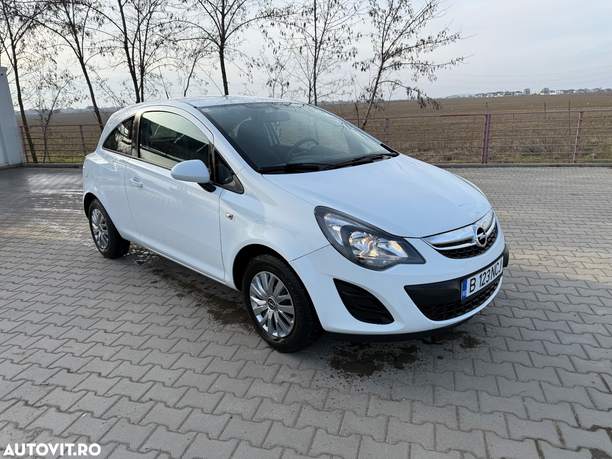 Opel Corsa 1.2 16V (ecoFLEX) Edition - 5