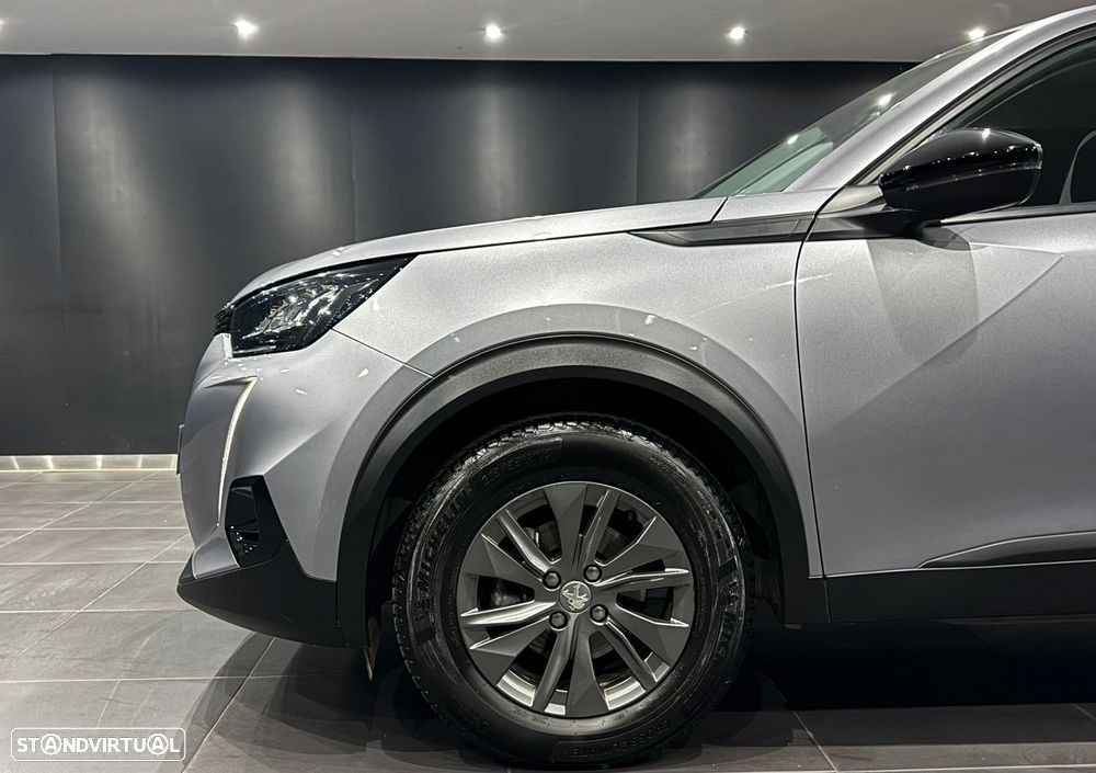 Peugeot 2008 1.2 PureTech Active Pack EAT8 - 3