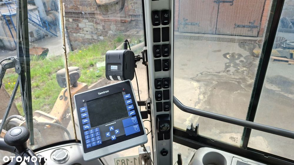 Volvo L 70 H 4X4 - 25
