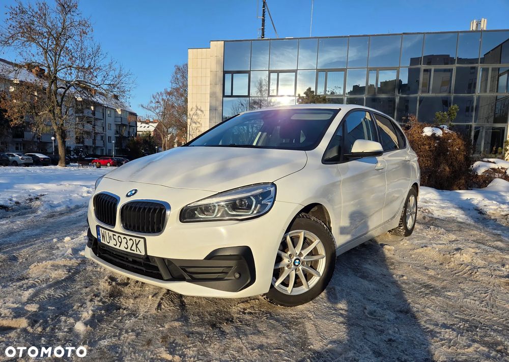 BMW Seria 2 218d - 2