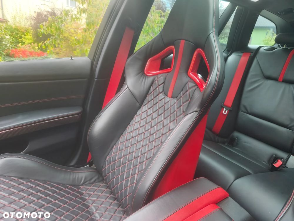 BMW Seria 3 325xi Touring - 21