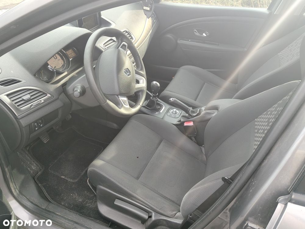 Renault Megane - 8