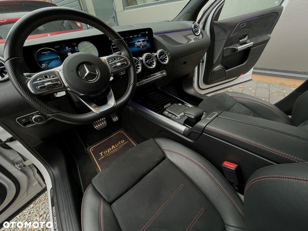 Mercedes-Benz GLA 250 AMG Line - 19