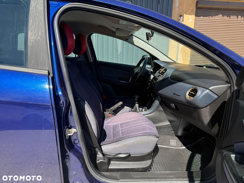 Fiat Bravo 1.9 Multijet Active - 19