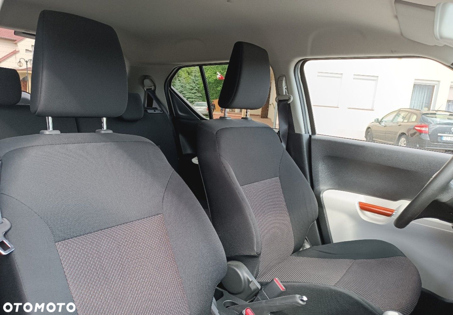 Suzuki Ignis - 15