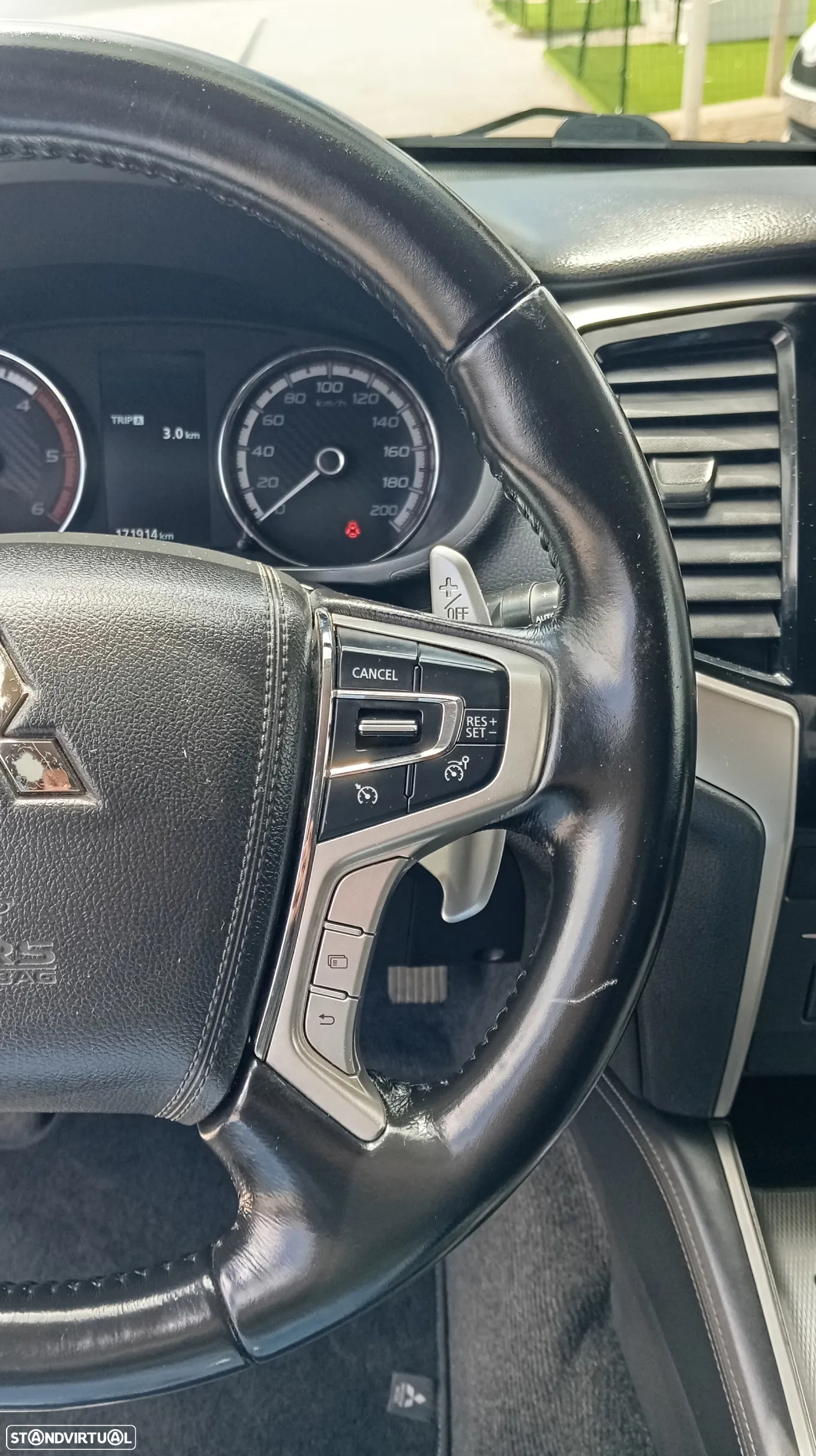 Mitsubishi L200 2.3 DI-D Strakar CD Intense AT 4WD - 13