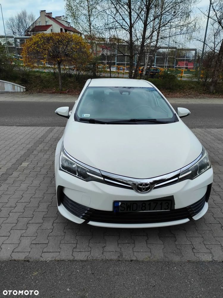 Toyota Corolla 1.4 D-4D Active EU6 - 7