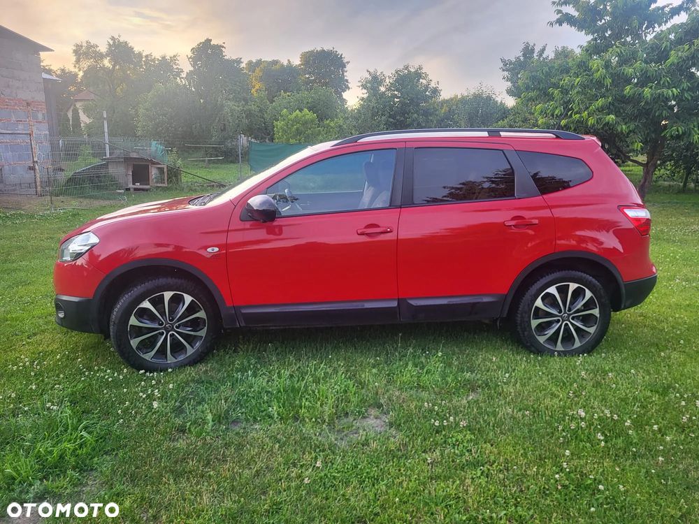 Nissan Qashqai+2 - 4