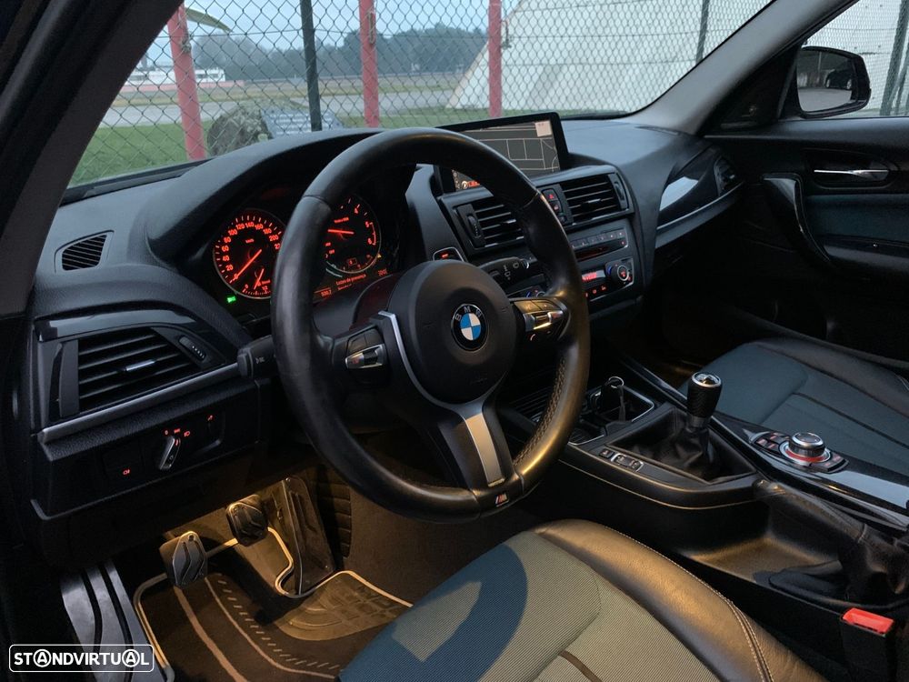 BMW 118 d Pack M - 23