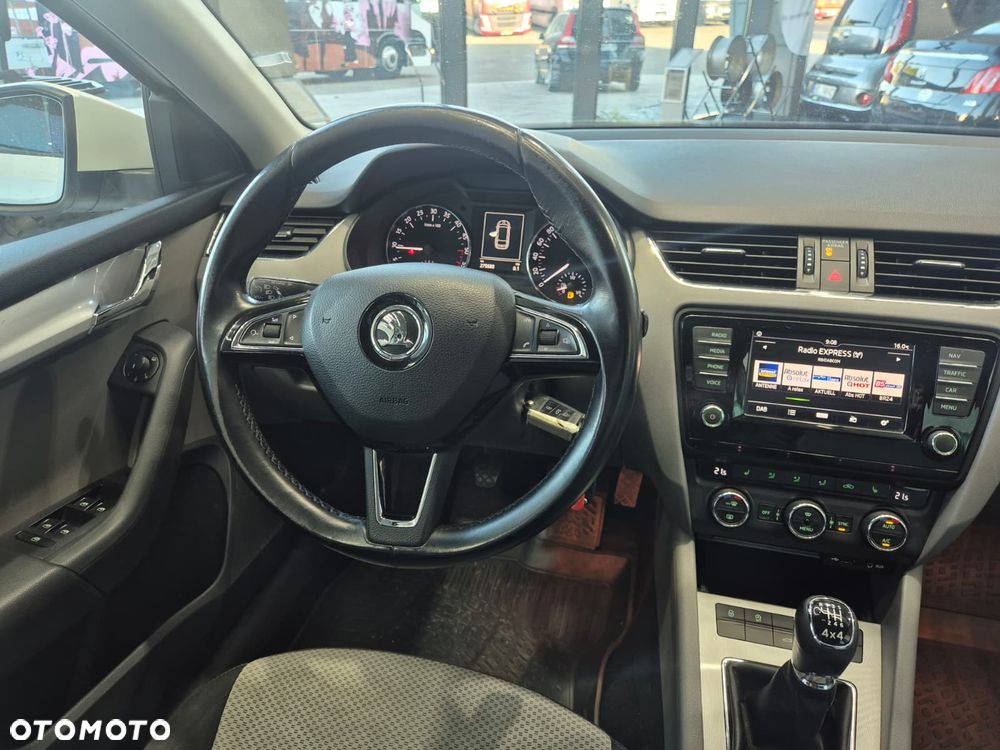 Skoda Octavia 2.0 TDI 4x4 Style EU6 - 18