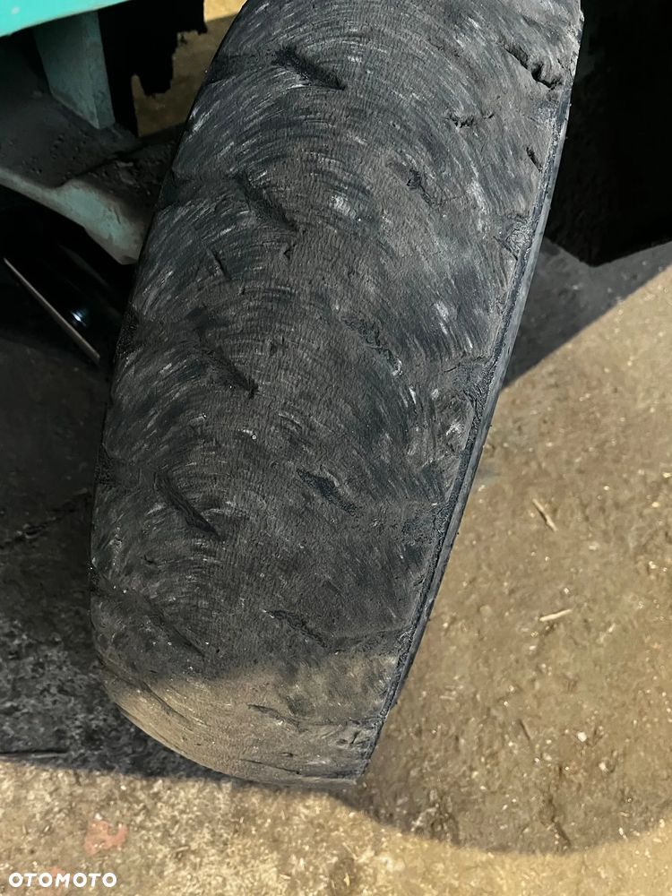 Mitsubishi FG45K2 - 13