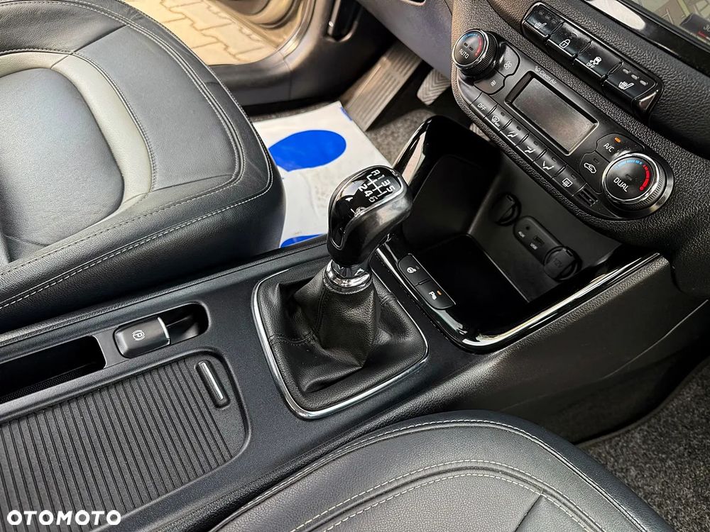 Kia Ceed 1.6 GDI Platinum Edition - 20