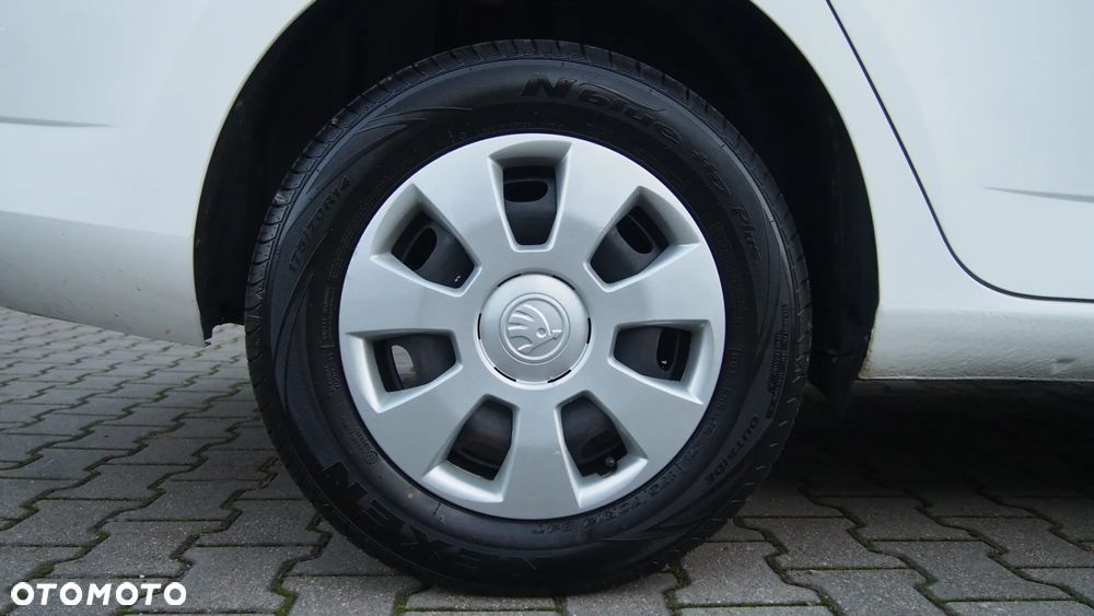 Skoda Fabia Combi 1.0 MPI Active - 26
