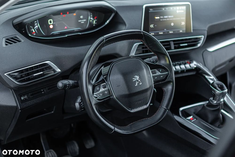 Peugeot 3008 - 19