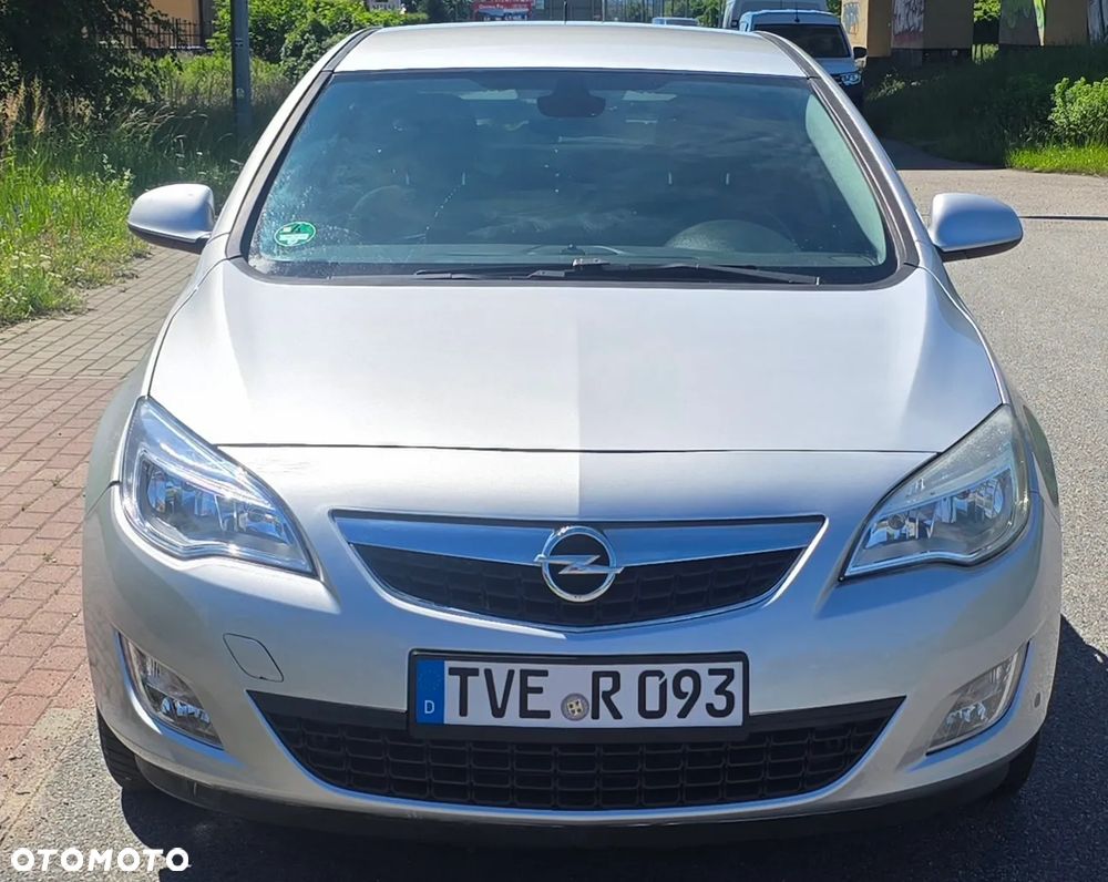 Opel Astra 1.7 CDTI DPF Color Edition