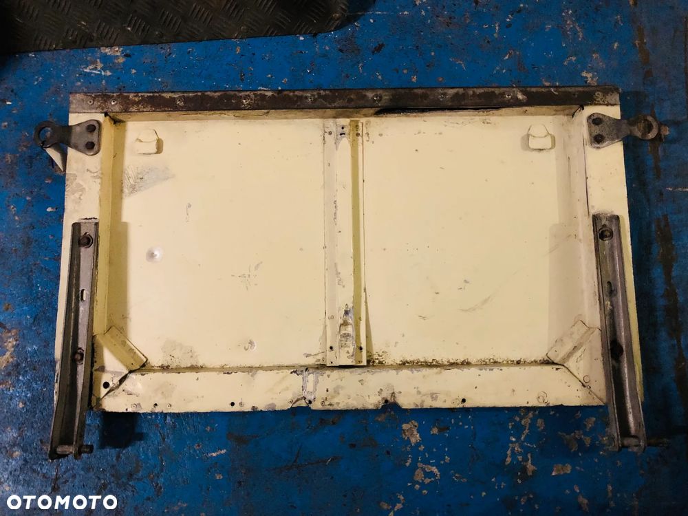 Tylna burta klapa Land Rover Defender Pickup - 1