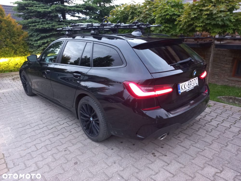 BMW Seria 3 320d xDrive MHEV M Sport sport - 2