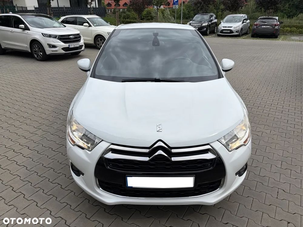 Citroën DS4 e-HDi 115 Chic - 3