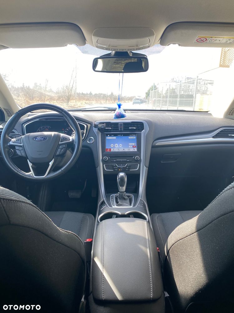 Ford Mondeo 2.0 TDCi Titanium PowerShift - 16