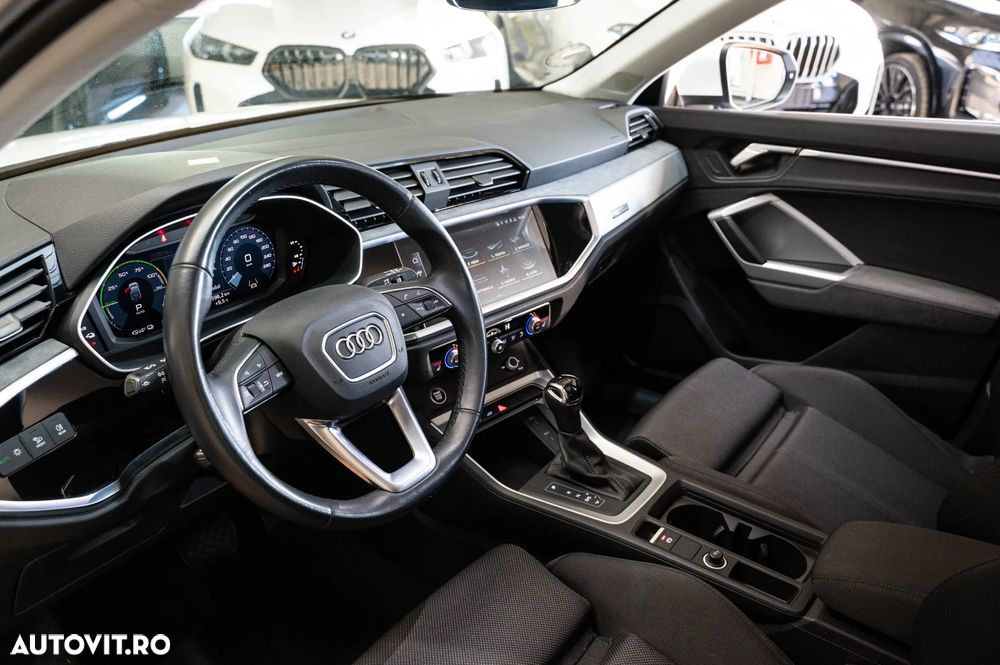 Audi Q3 45 TFSIe Sportback S tronic - 6