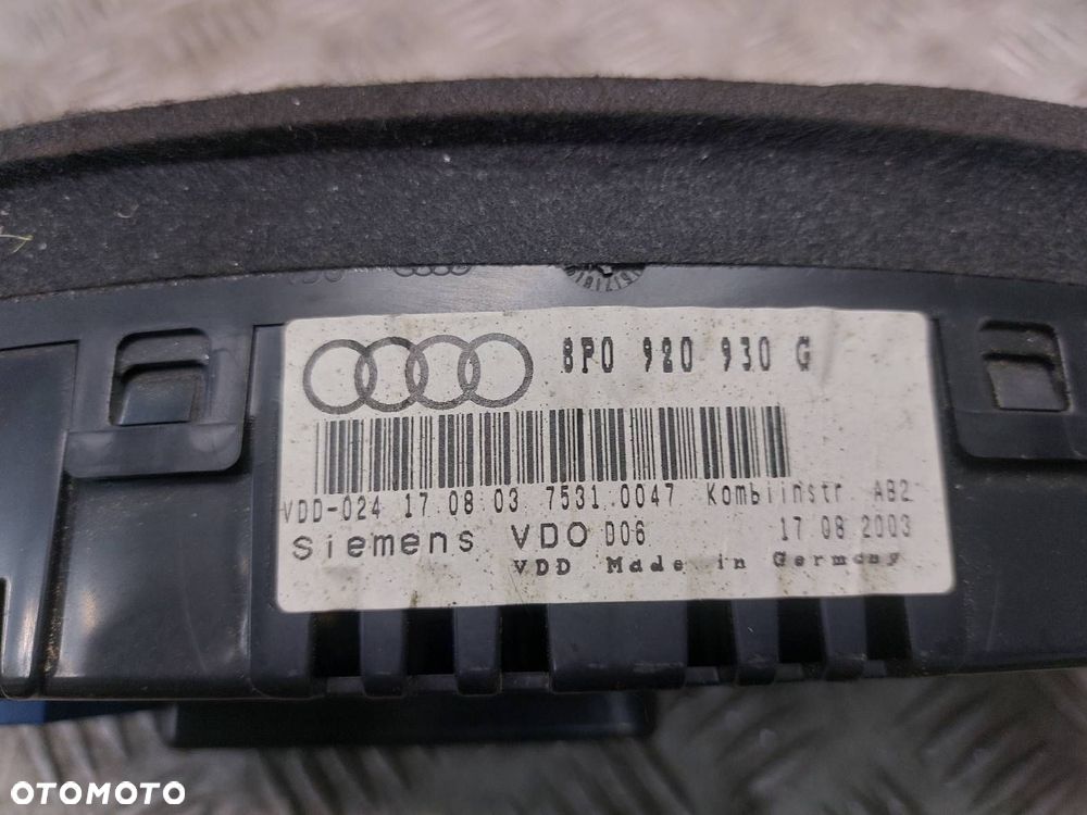 LICZNIK ZEGARY AUDI A3 8P 3.2 V6 8P0920930G - 2