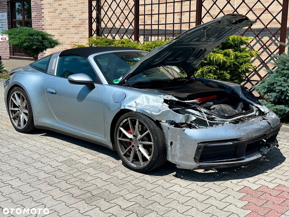 Porsche 911 Carrera 4S PDK - 8