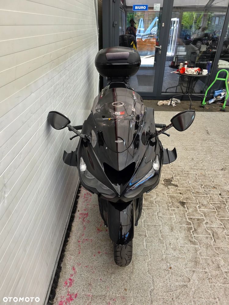 Kawasaki ZZR - 23