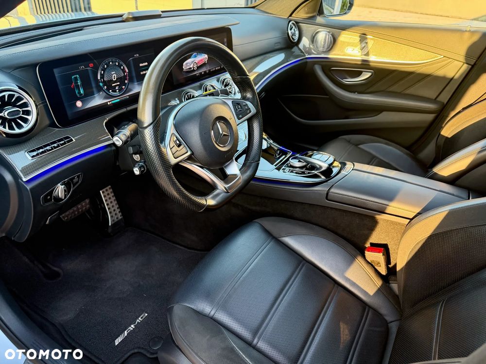 Mercedes-Benz Klasa E 43 AMG 4-Matic - 16