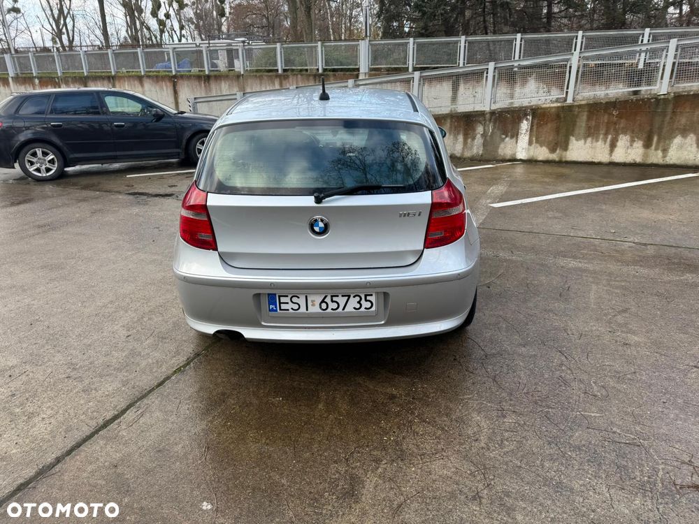 BMW Seria 1 116i - 3