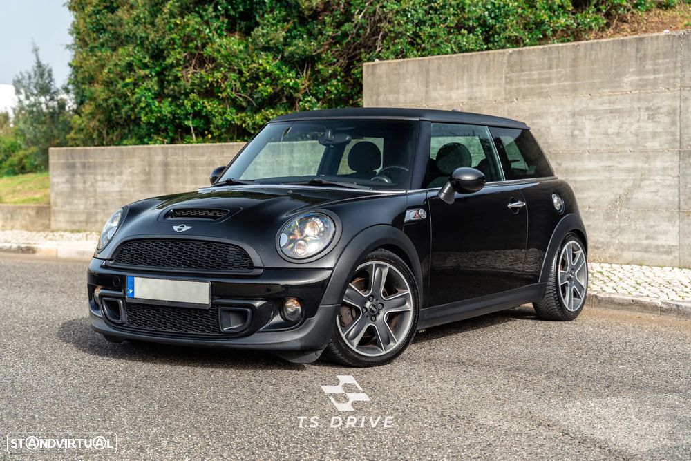 MINI 3 Portas Cooper S - 1