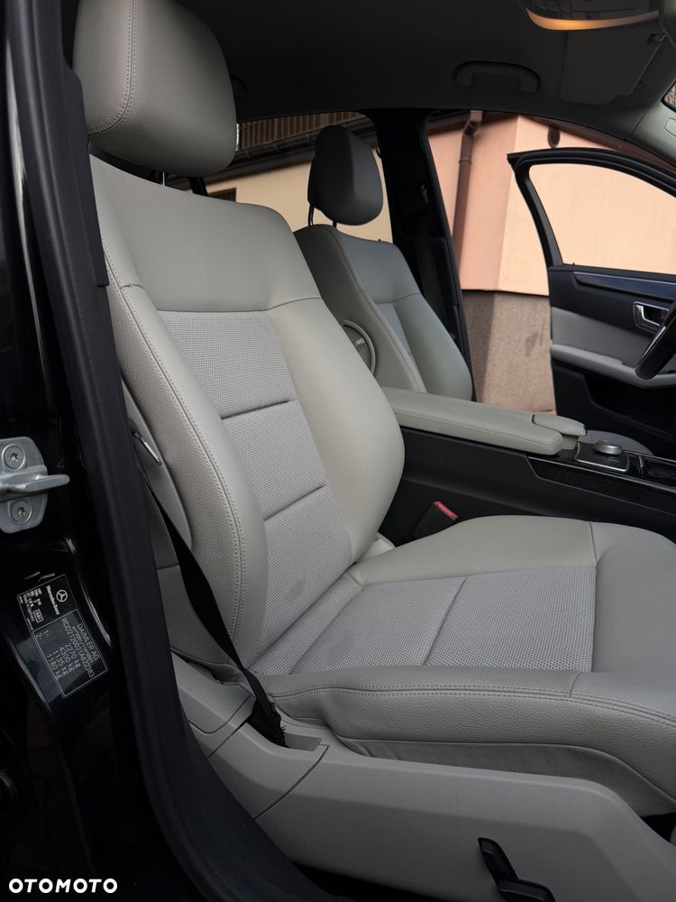 Mercedes-Benz Klasa E 220 CDI BlueEff Avantgarde - 33