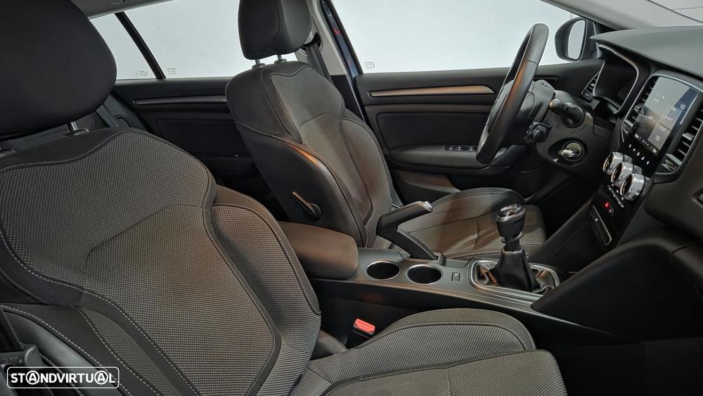 Renault Mégane Sport Tourer 1.5 Blue dCi Equilibre - 12